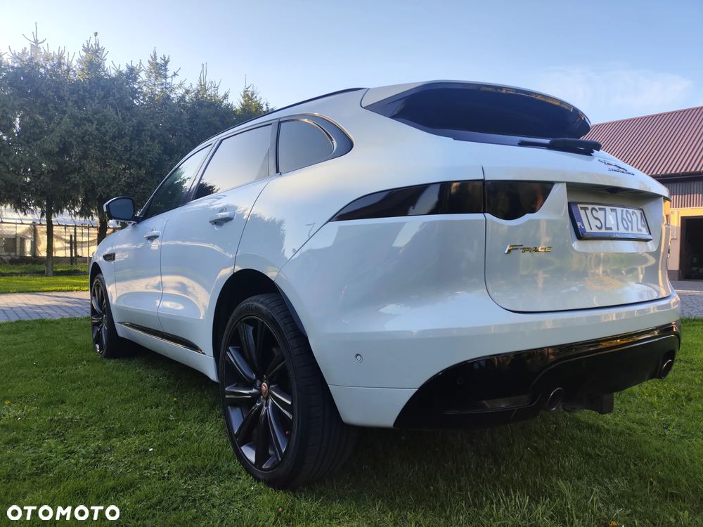 Jaguar F-Pace S AWD - 9