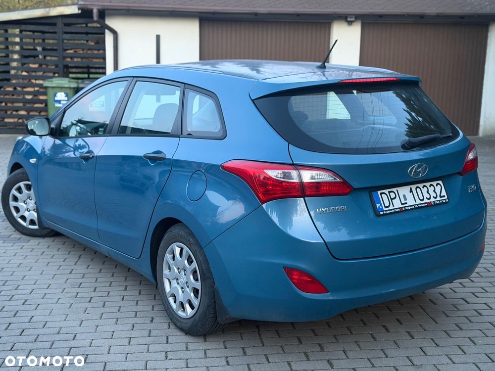 Hyundai i30 1.4 CRDi Trend - 4