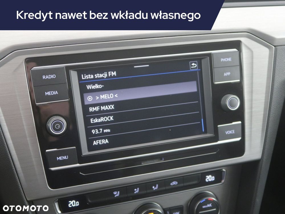 Volkswagen Passat - 15