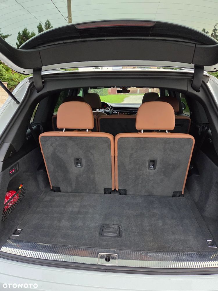 Audi Q7 - 13