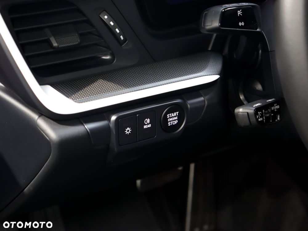 Porsche 911 Carrera - 25