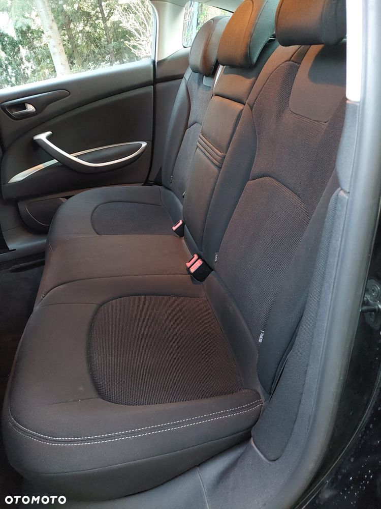Citroën C5 2.0i 16V Dynamique - 6