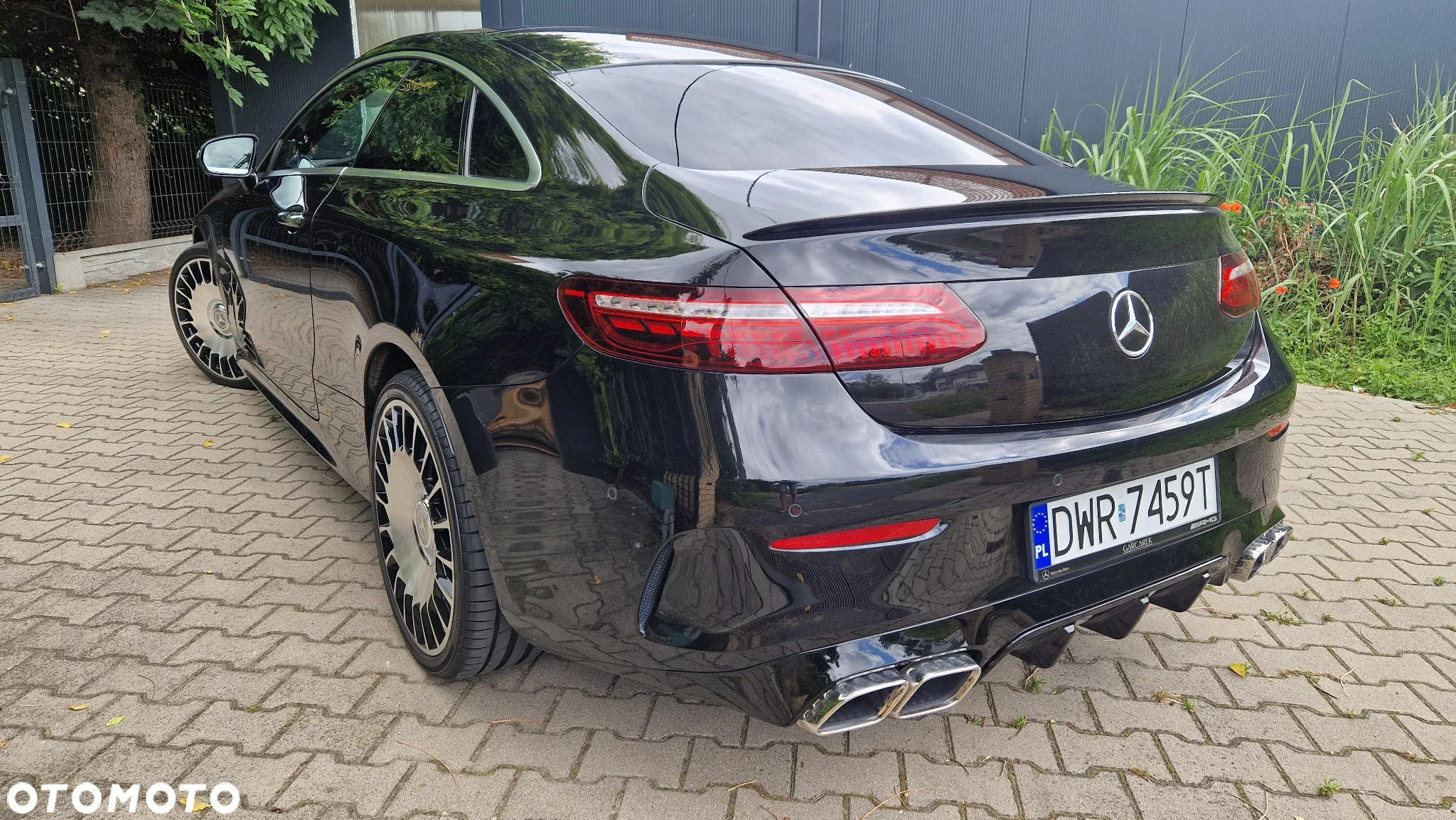 Mercedes-Benz Klasa E 220 d Coupe 4-Matic AMG - 3