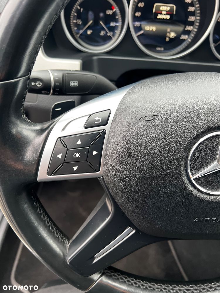 Mercedes-Benz Klasa E 250 CDI DPF BlueEFFICIENCY 7G-TRONIC - 15