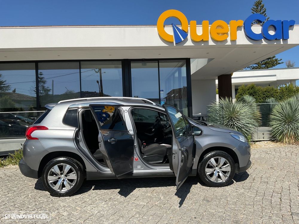 Peugeot 2008 1.2 PureTech Style - 7
