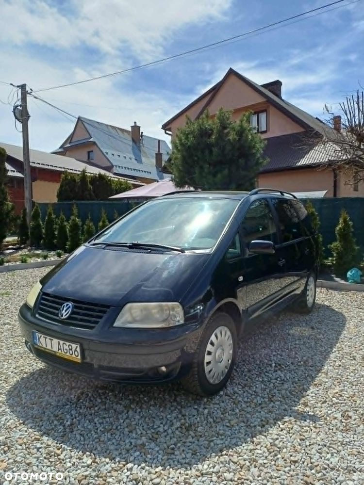 Volkswagen Sharan 1.9 TDI Comfortline - 1