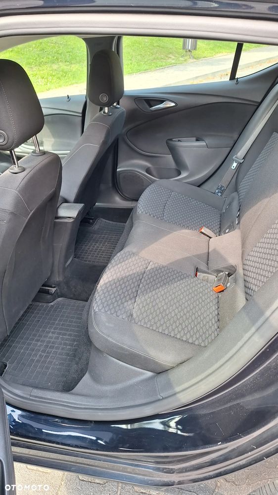 Opel Astra 1.4 T Dynamic - 7