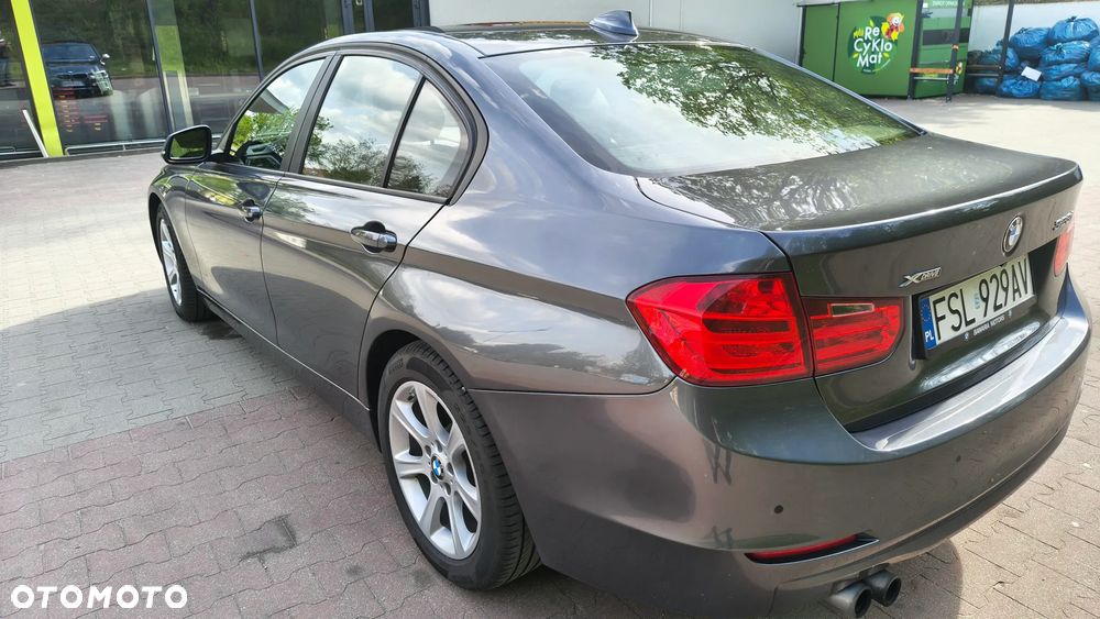 BMW Seria 3 328i xDrive - 6