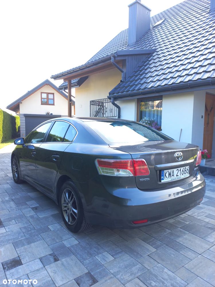 Toyota Avensis 2.0 D-4D Sol+NAVI - 4
