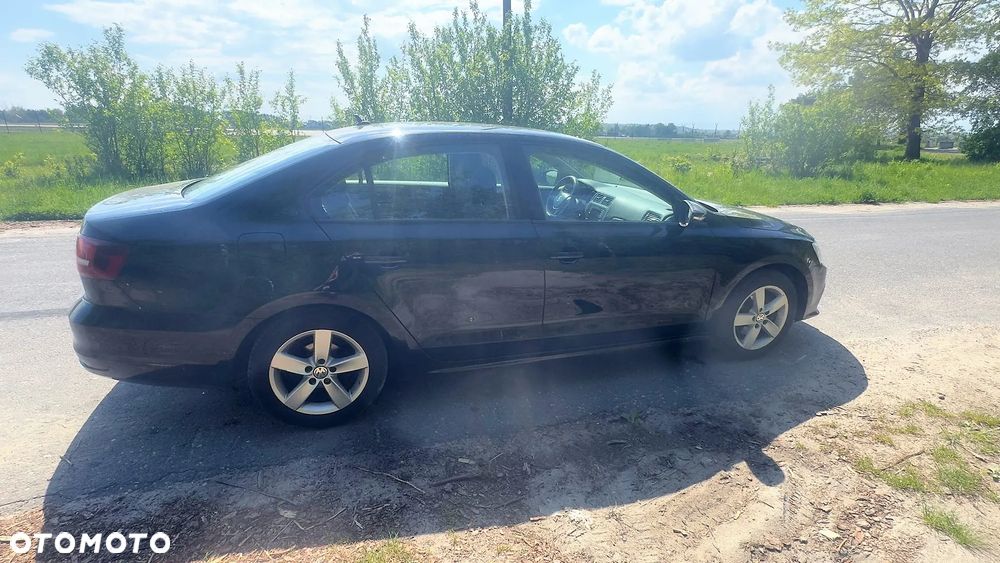 Volkswagen Jetta 1.2 TSI BMT Comfortline - 6
