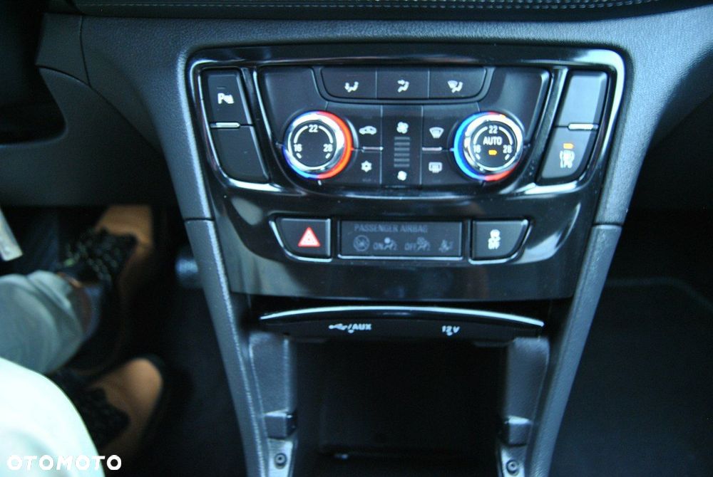 Opel Mokka X 1.4 T Ultimate S&S - 13