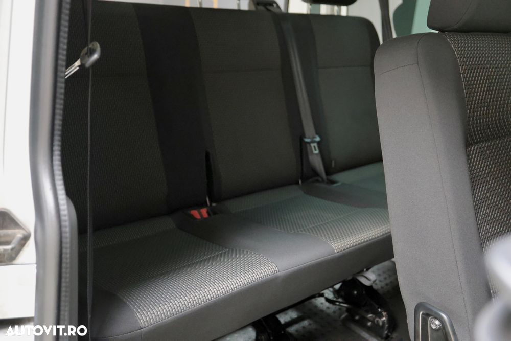 Volkswagen Caravelle T6.1 2.0 TDI 110 kW KR Comfortline - 12