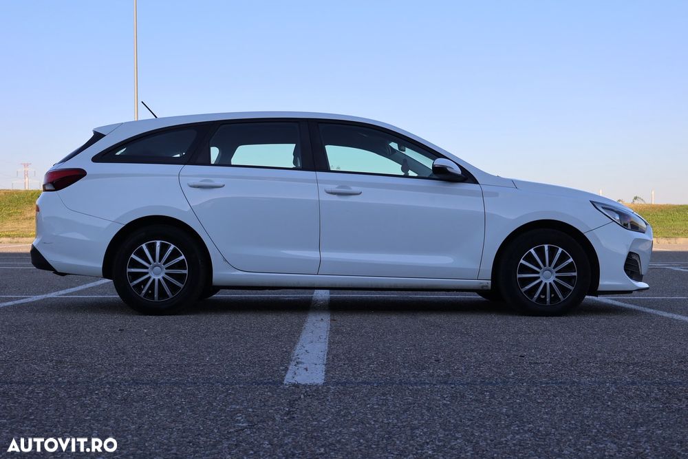 Hyundai i30 1.6 CRDI Select - 26
