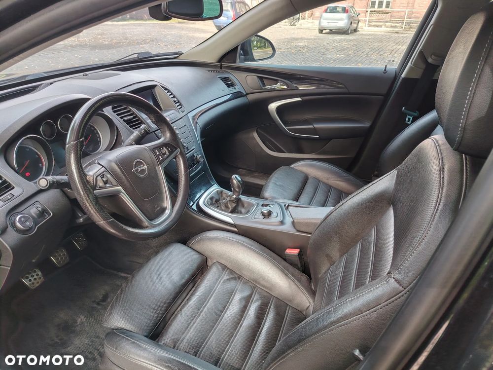 Opel Insignia - 10
