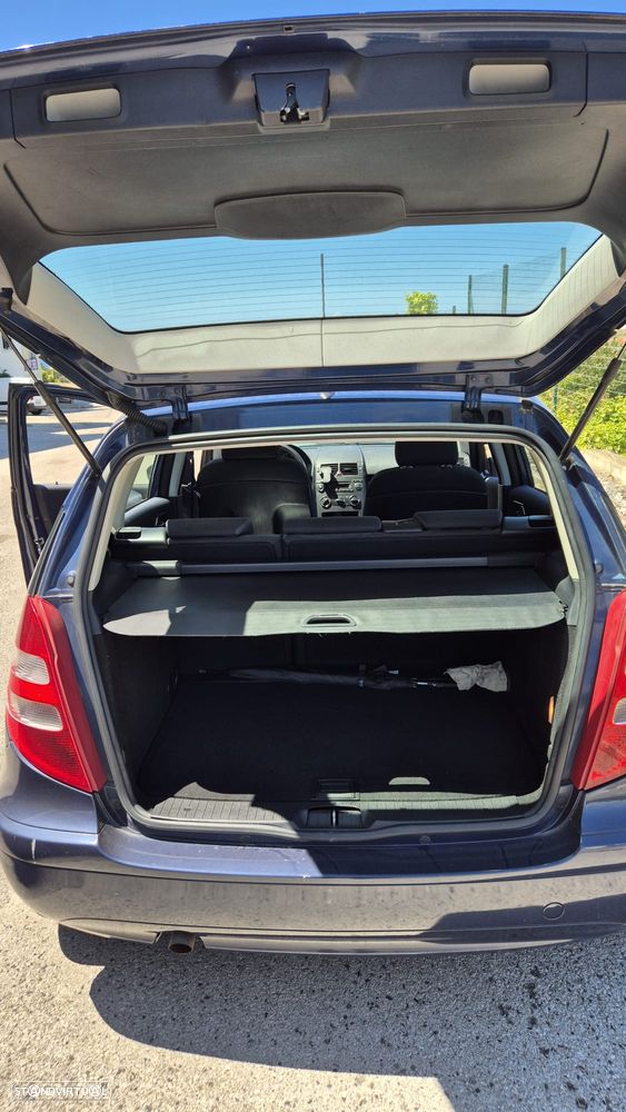 Mercedes-Benz A 150 Classic Automatic - 5