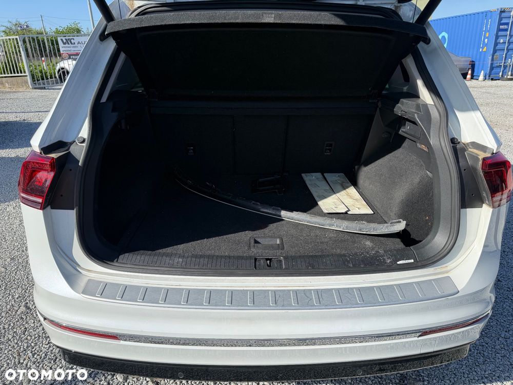 Volkswagen Tiguan - 20