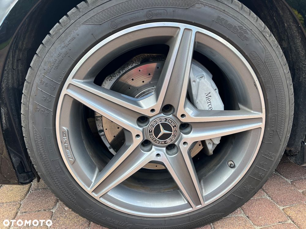 Mercedes-Benz Klasa C 300 9G-TRONIC - 10