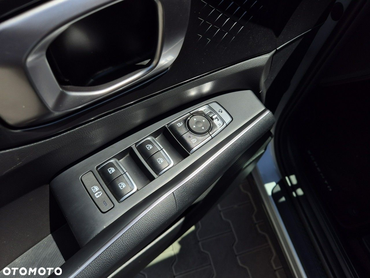 Kia Sorento - 12