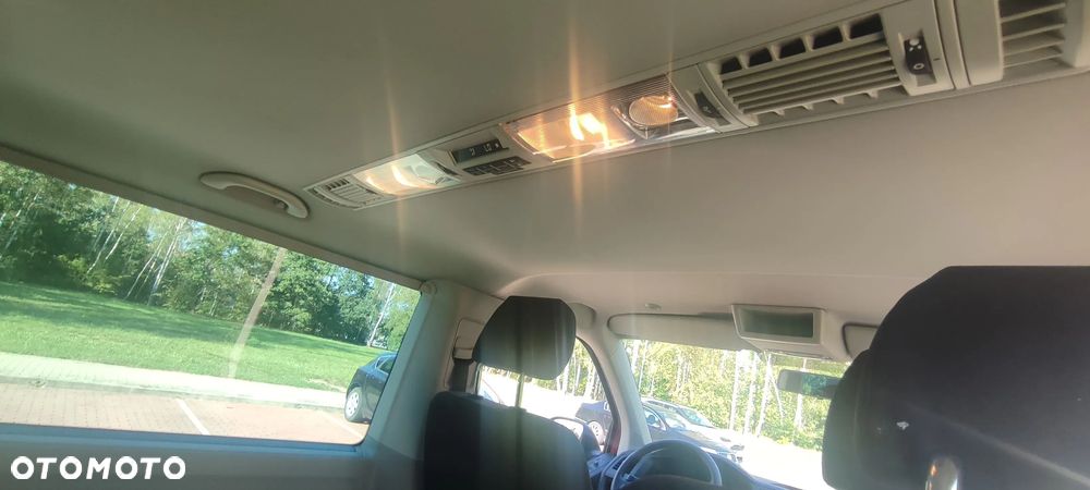 Volkswagen Caravelle 2.0 TDI L1 Trendline - 33