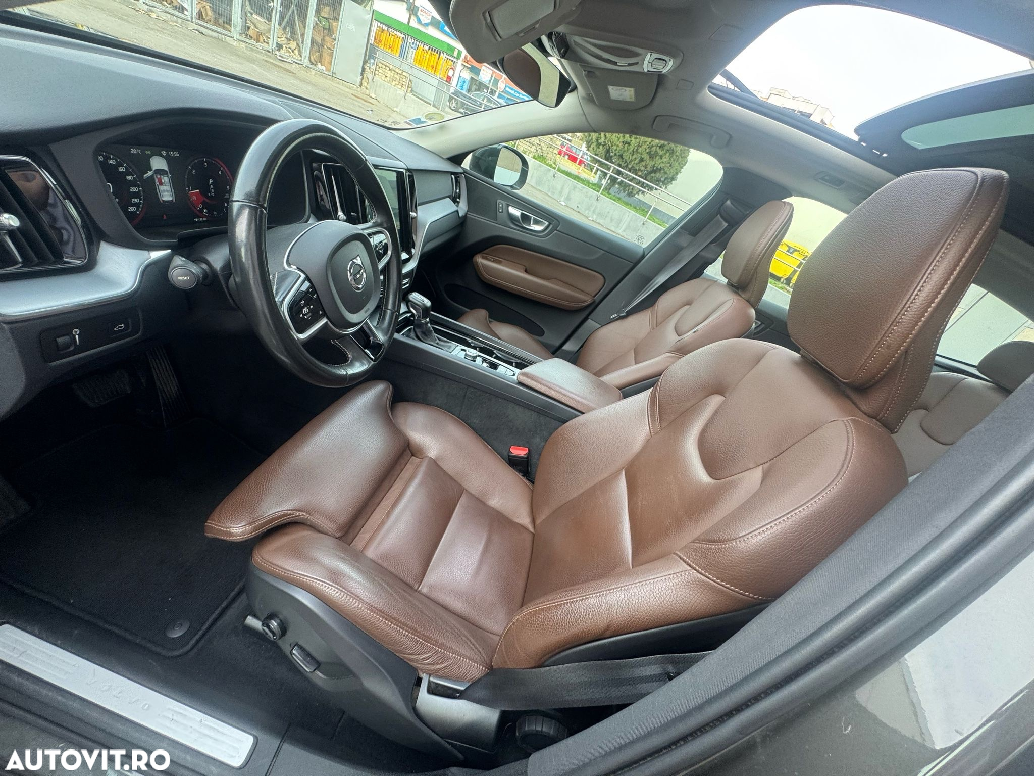 Volvo XC 60 D4 Geartronic Momentum - 4