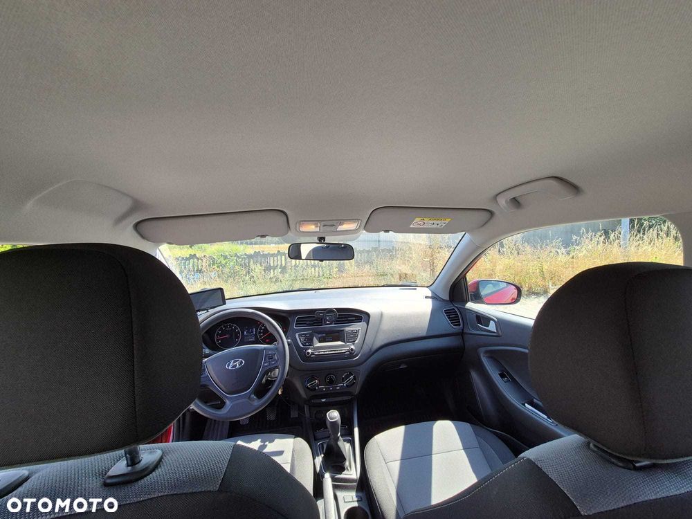 Hyundai i20 - 8