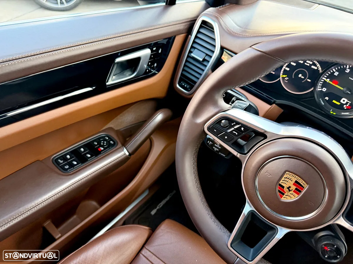 Porsche Cayenne E-Hybrid - 15