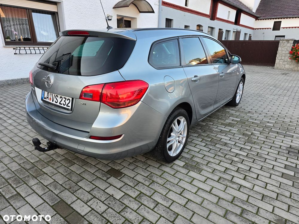Opel Astra 1.7 CDTI DPF Sports Tourer - 11