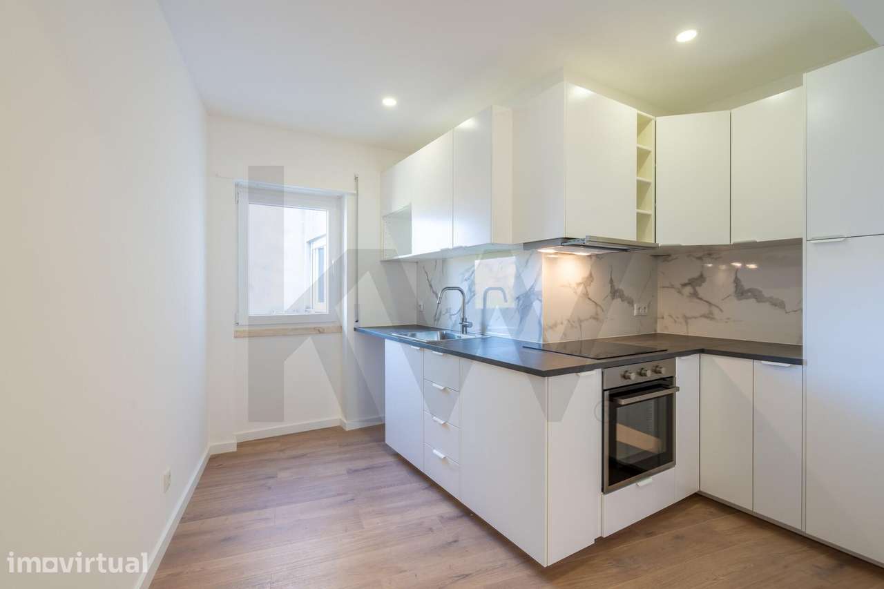 Apartamento T4 convertido em T3 | 102 m2 | Estrela, Lisboa - Grande imagem: 5/19
