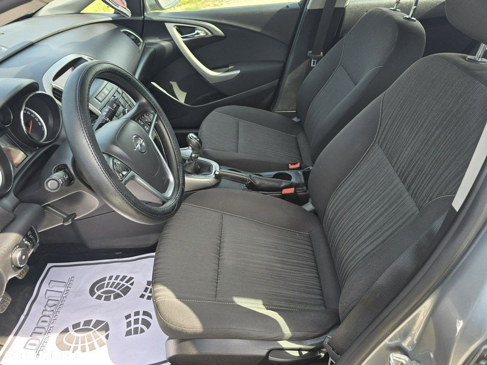 Opel Astra - 16