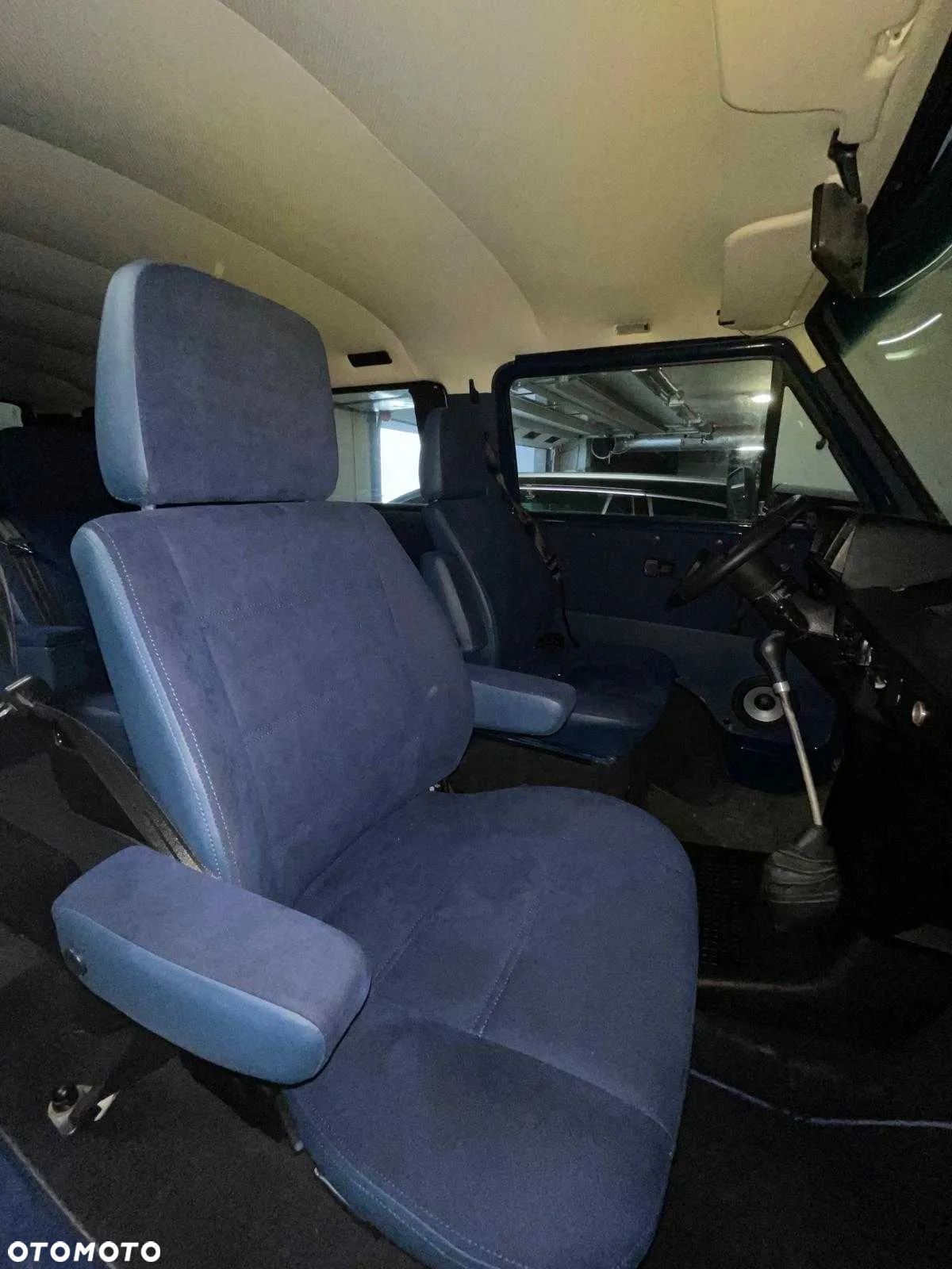 Volkswagen Transporter - 11