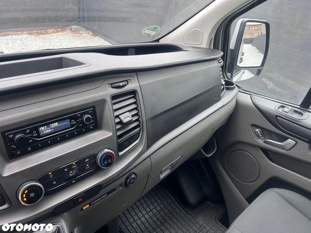 Ford Transit Custom - 11