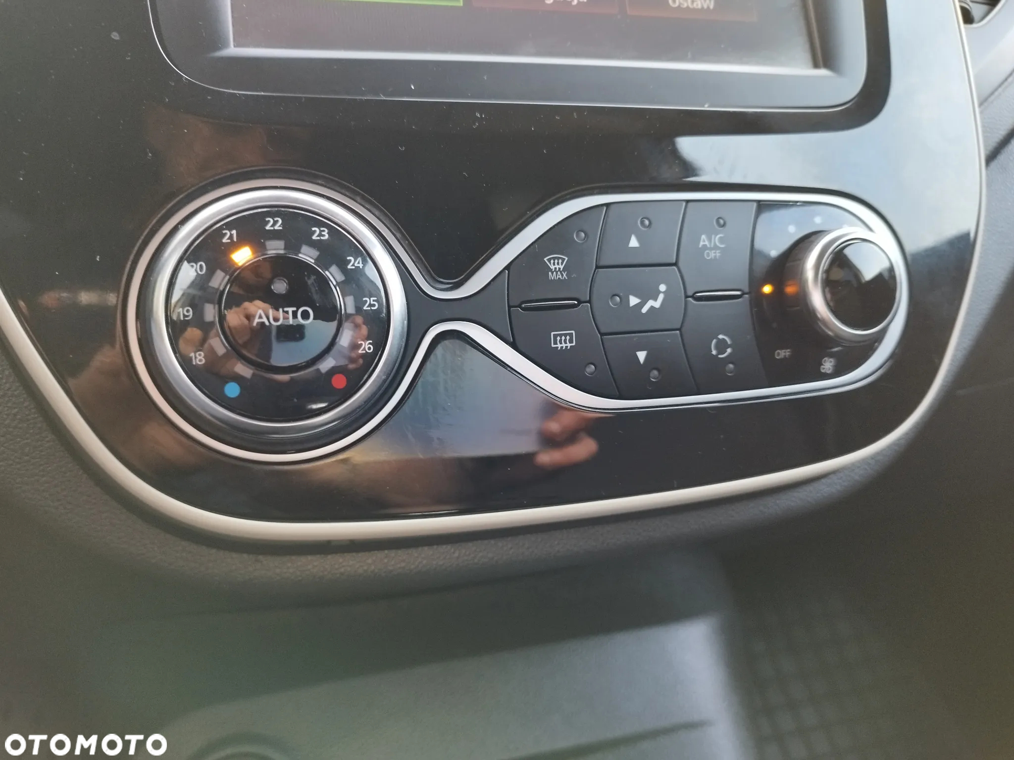Renault Captur 0.9 Energy TCe Life EU6 - 15