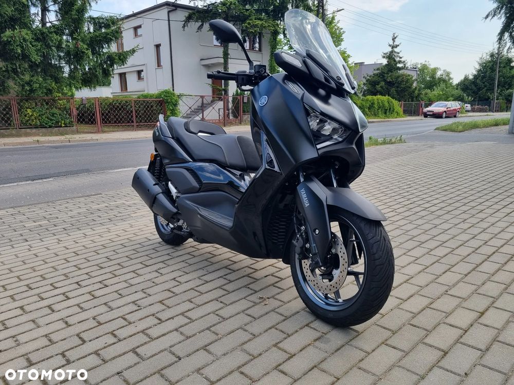 Yamaha X-max - 1
