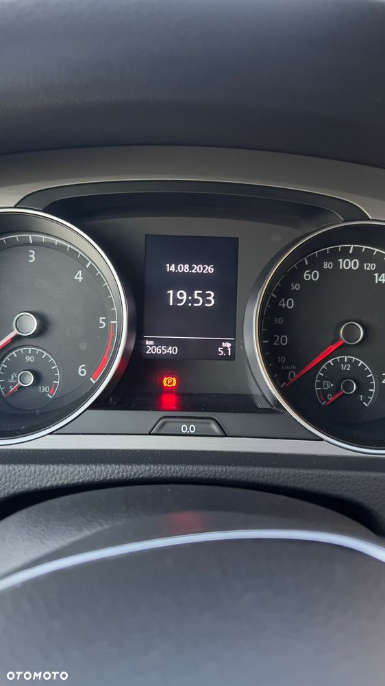 Volkswagen Golf - 28