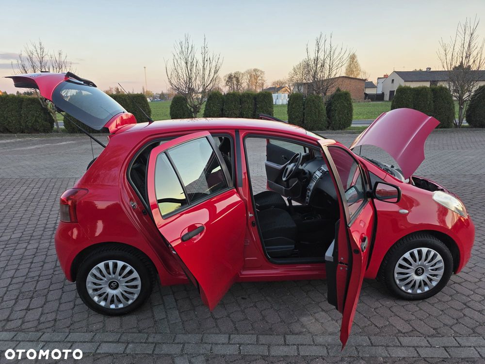 Toyota Yaris 1.0 VVT-i Luna - 16