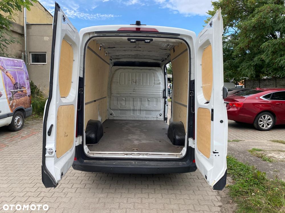 Maxus Deliver 9 - 16