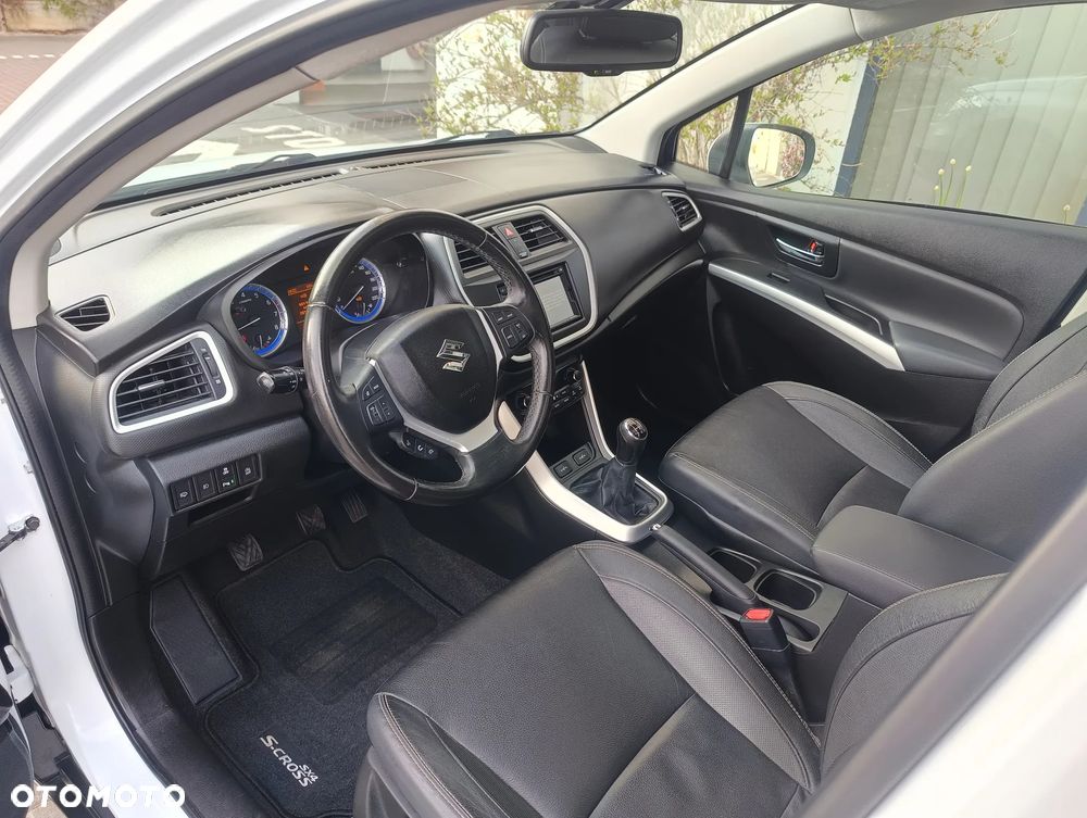 Suzuki SX4 S-Cross 1.6 VVT 4x2 limited+ - 28