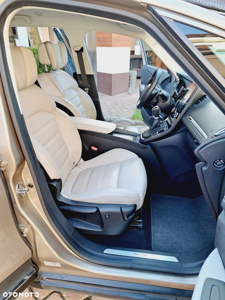 Renault Scenic - 12