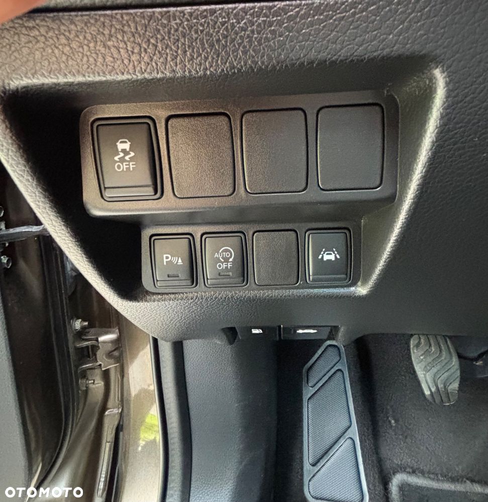 Nissan Qashqai 1.6 DIG-T Tekna+ - 27