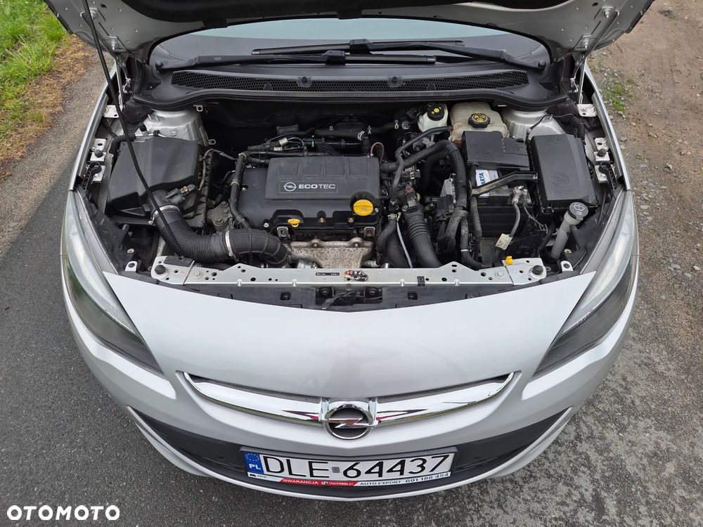 Opel Astra 1.4 Turbo Style - 24