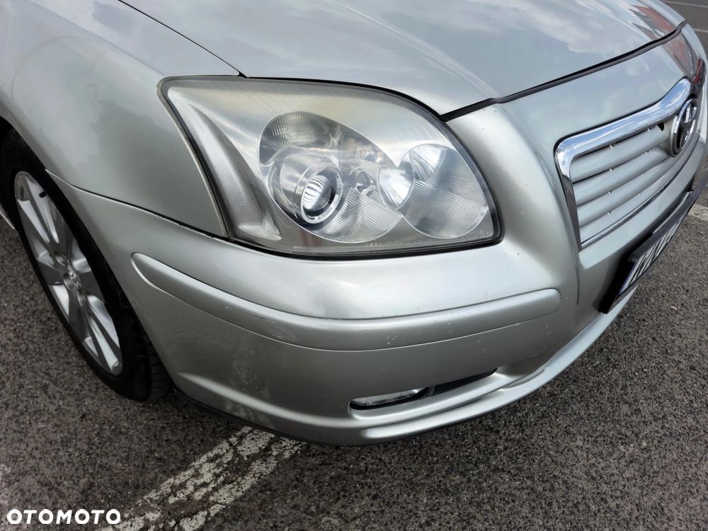 Toyota Avensis 1.8 VVT-i Sol - 14