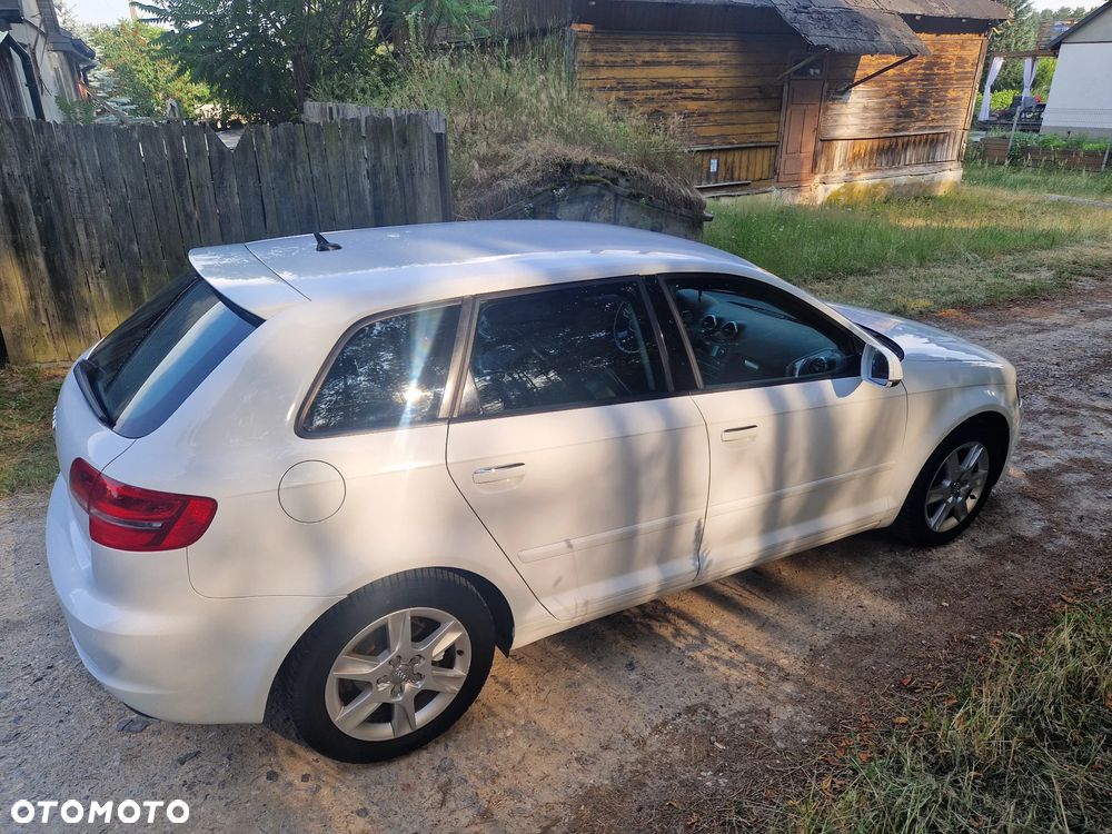 Audi A3 Sportback 2.0 TDI DPF Ambition - 8