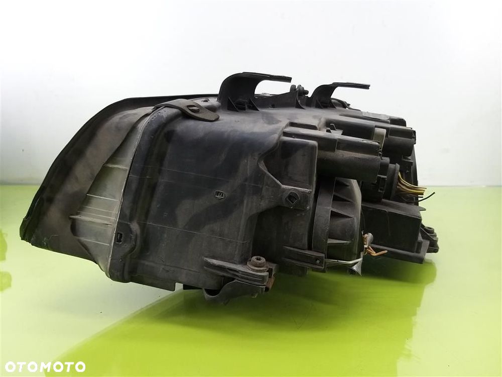 Reflektor lampa przód prawa Audi A4 B6 8E 2000-2004 8E0941004F - 3