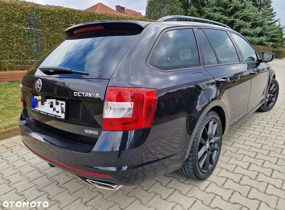 Skoda Octavia 2.0 TDI DSG RS - 3