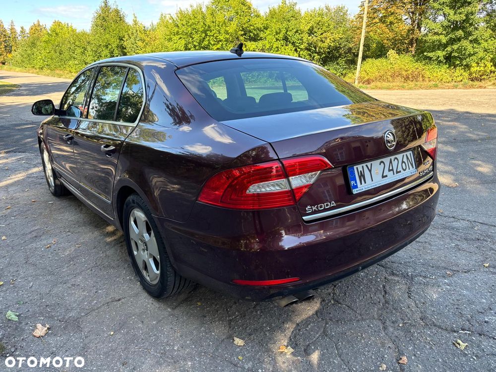 Skoda Superb 2.0 TDI 4x4 Platinum DSG - 2