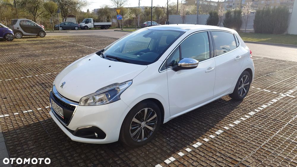 Peugeot 208 1.2 PureTech Allure - 2
