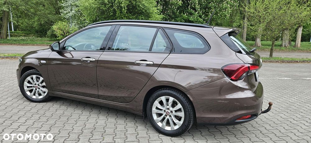 Fiat Tipo 1.4 16v Lounge EU6d - 19