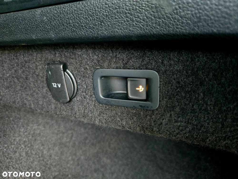 Volkswagen Passat Alltrack 2.0 TDI SCR 4Mot DSG - 34