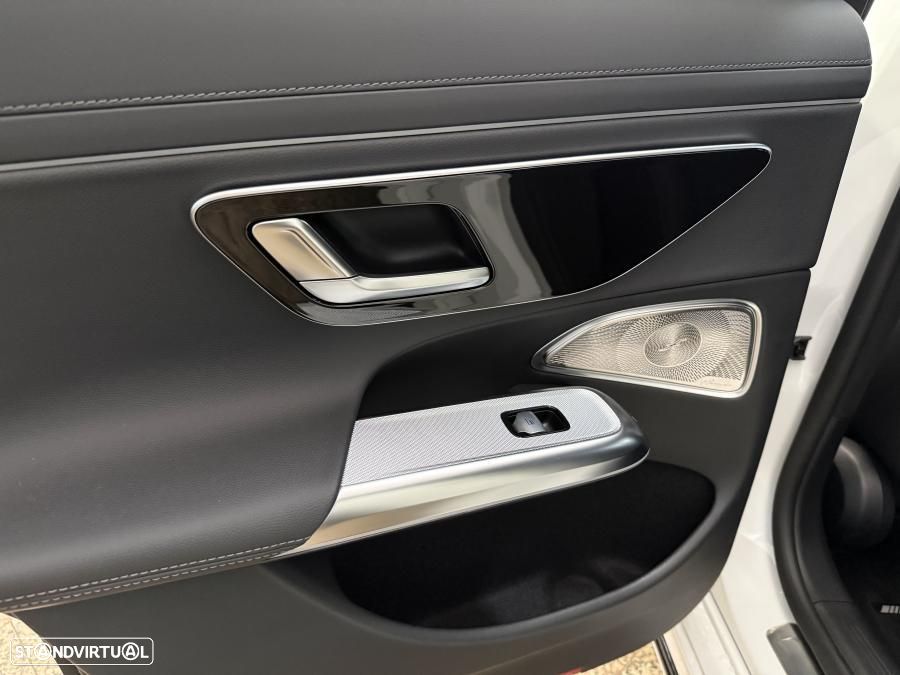 Mercedes-Benz E 300 de - 7