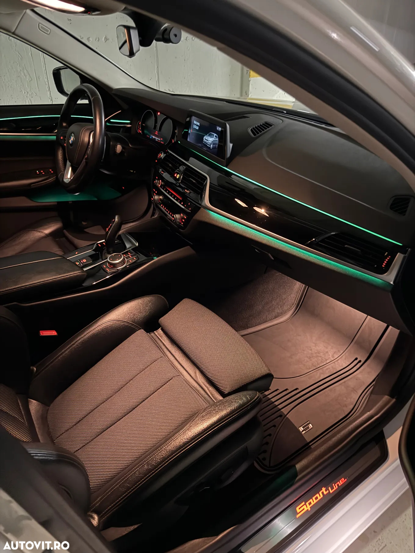 BMW Seria 5 520i AT - 9